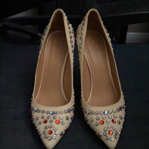 Isabel Marant Shoes - Isabel Marant Leather Embellished Pumps